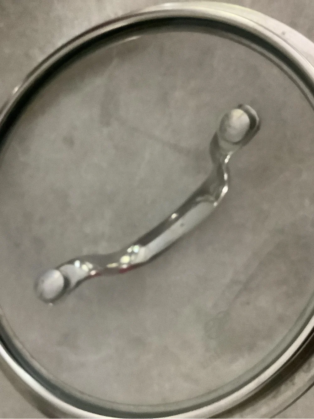 Calphalon stainless steel 1.5 saucepan with lid